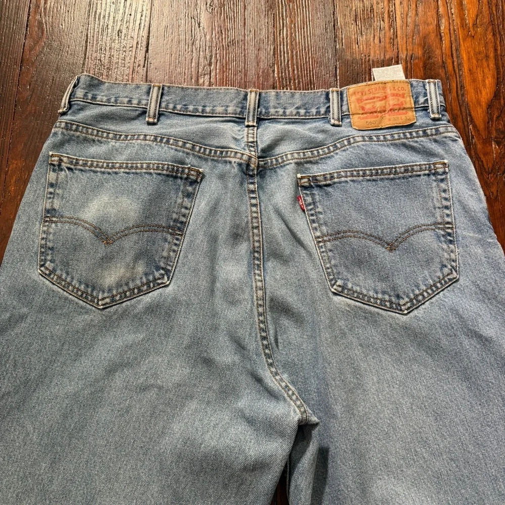 Vintage Levis 560 Jeans Mens 38x32 Blue Loose Fit Tapered Distress‎ Fade 90s Y2K